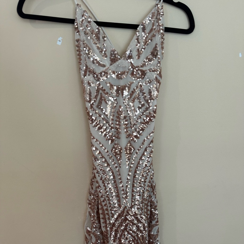 Fashion Nova Gold Sequin dress